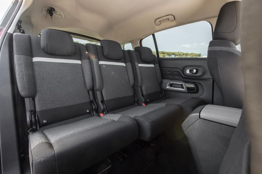 Интерьер Citroen C5 Aircross 2019 года  (AU) (фото 29 из 40)
